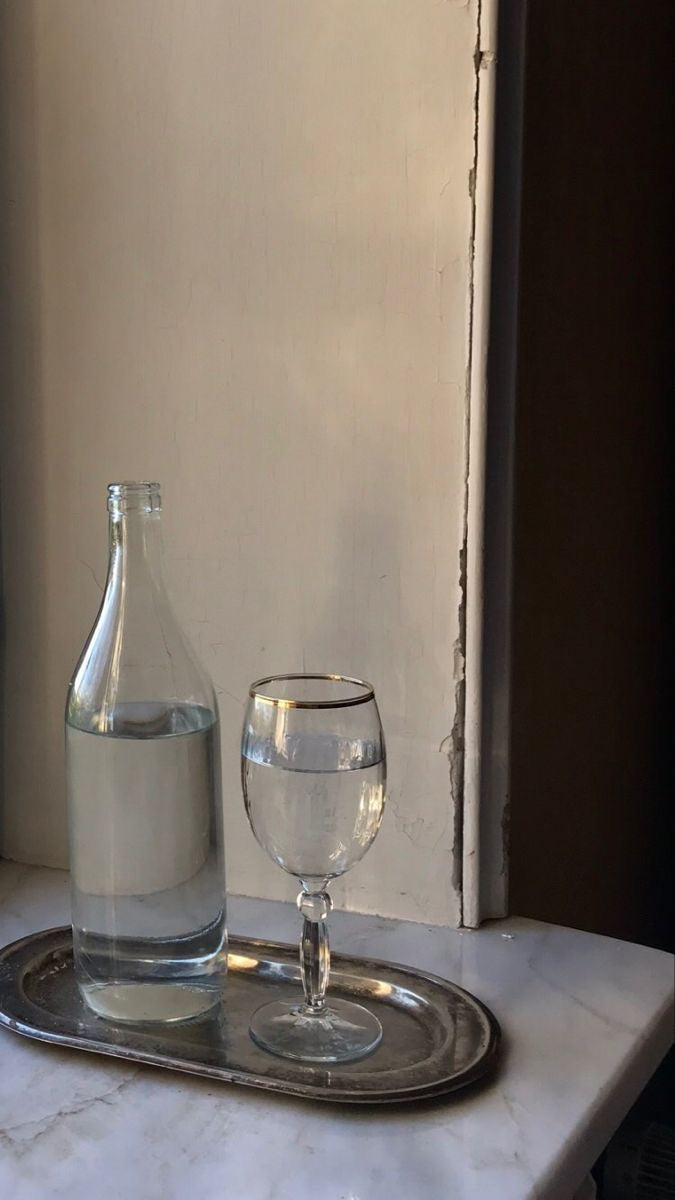 SWEATERS / SWEATSHIRTS